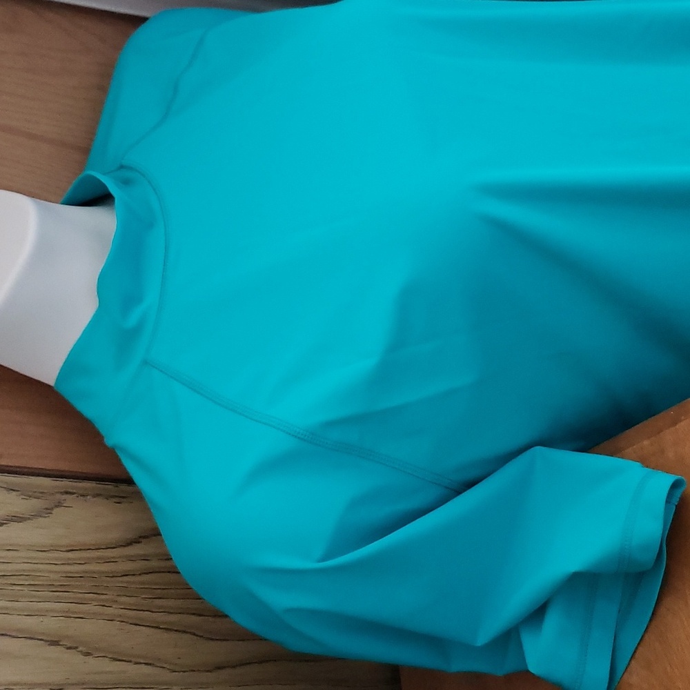 Sun protective shirt by UV Skinz SPF 50+ - Picture 2 of 6